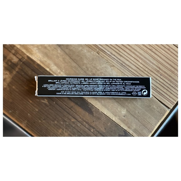 Marc Jacobs • Enamored • “Dancing Sheen” - Picture 4 of 7